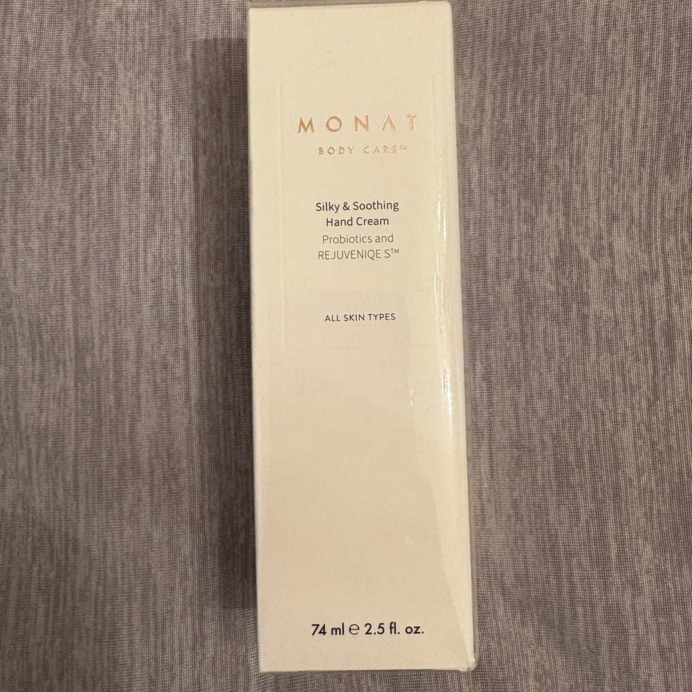 White Moisturizing Skincare Cream by MONAT